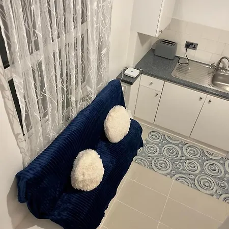 Apartment Live In Kensington London