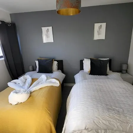 Apartment Luxury Gem By Emirates Stadium - Ultimate Fan Experience *