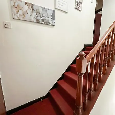 Apartament 210 Coldharbour Lane *