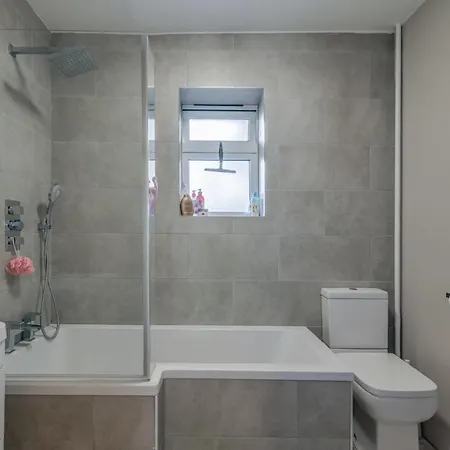 Charming Angel Maisonette * London