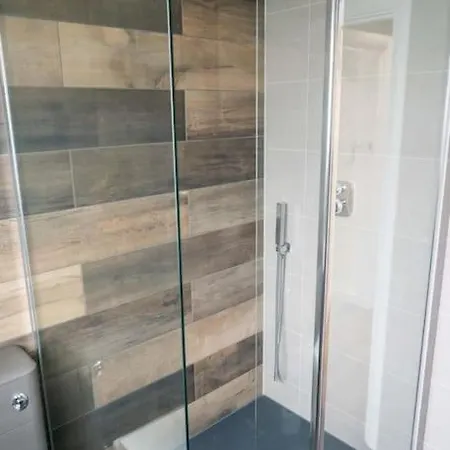Lime Court North West London 2 Bed Apt Ruislip