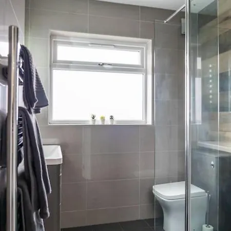 Apartamento Lime Court North West London 2 Bed Apt Ruislip