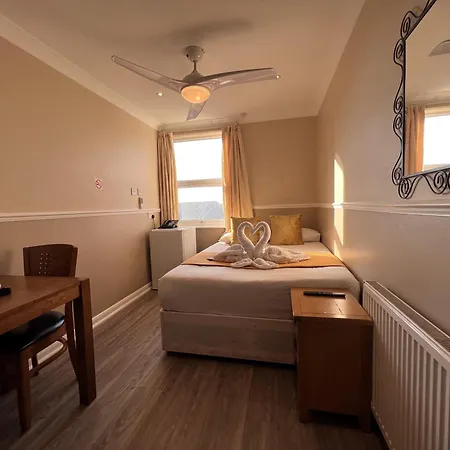 The Commongate Bed and breakfast