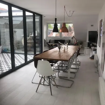 Stunning Richmond Maisionette With Rooftop Patio *
