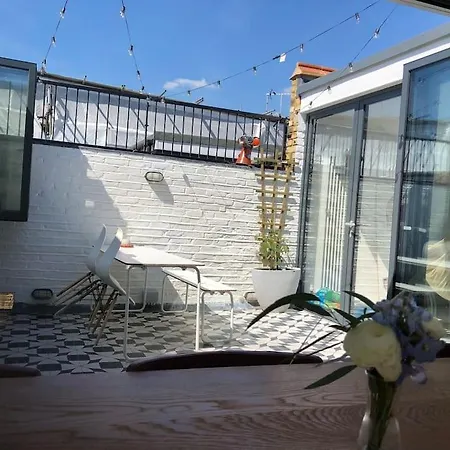 Apartment Stunning Richmond Maisionette With Rooftop Patio *