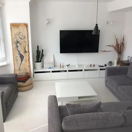 Stunning Richmond Maisionette With Rooftop Patio Apartment *