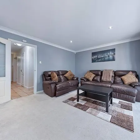 Flourish - Footbury House - * Orpington