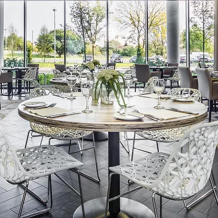 Heston Hyde 4* Hounslow