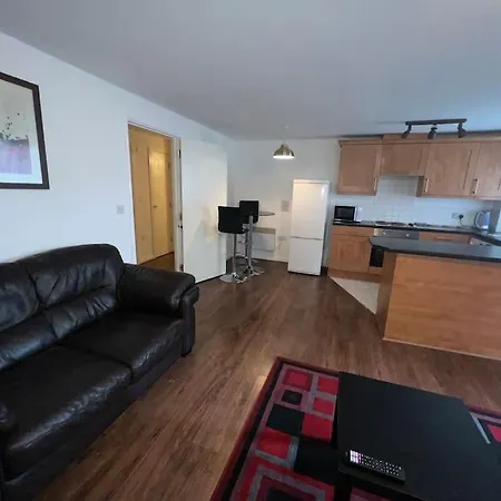 Spacious 2-bed In Abbey Wood, Greenwich *