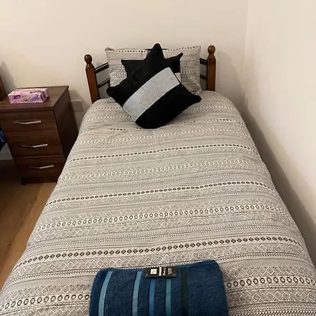 Apartmán 004- Brand New 1 Bedroom F1