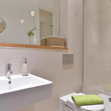 Chancery Lane Apartament *
