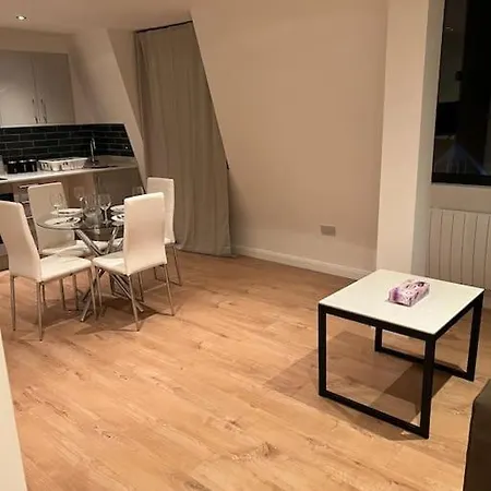 Apartment 011- One Bedroom In F3