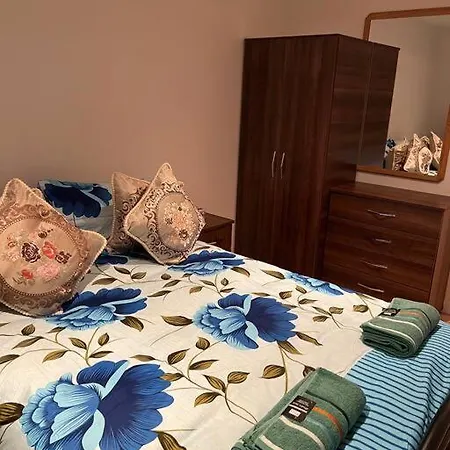 011- One Bedroom In F3 Apartment *