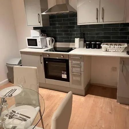 Apartment 011- One Bedroom In F3 *