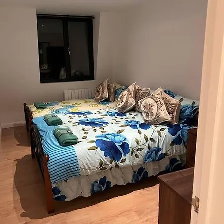 011- One Bedroom In F3 Apartment