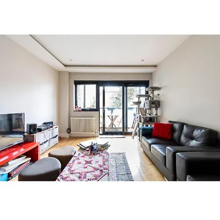 Superior King Guest house London