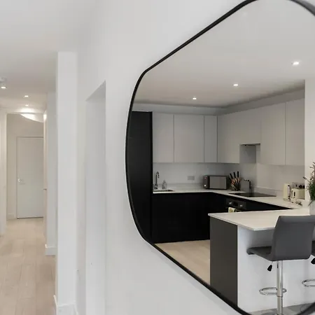 Star London Station Road 3-bed Oasis With Garden * The Hyde