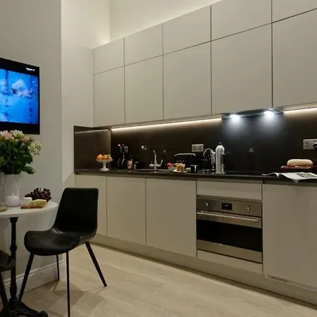 The Residen Kensington Londra