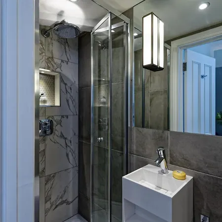 The Residen Kensington Apart Otel Londra