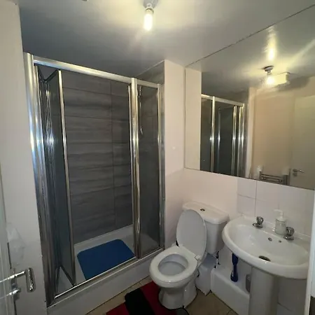Spacious 2-bed In Abbey Wood, Greenwich *