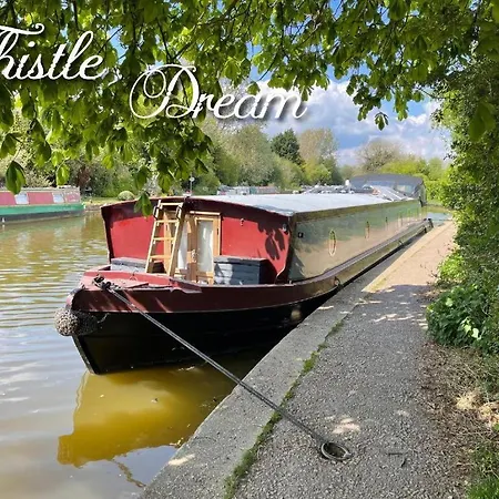 Luxury Boat - The Thistle Dream Uxbridge