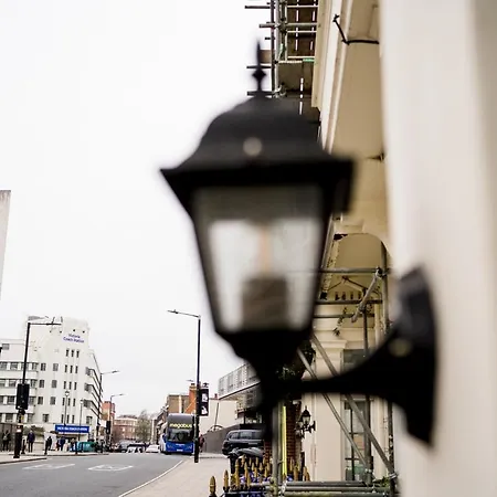 Hotel Western Buckingham Palace Rd 3*