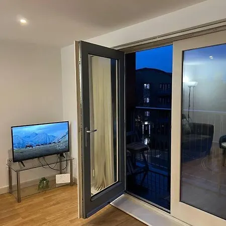 New Build 2 Bedroom With 2 Bath, דירה *