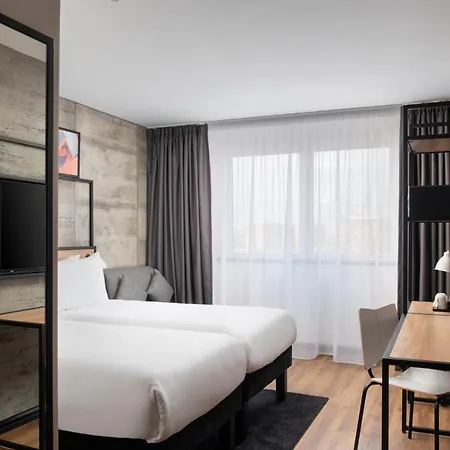 Ibis Earls Court 3*