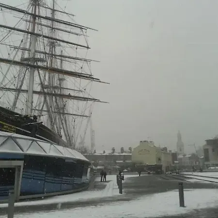 Lovely 2 Double Bed Aptmnt In Historic Greenwich شقة *