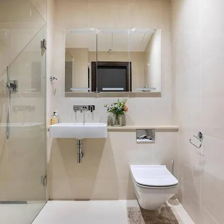 Covent Garden Luxury Apartment *