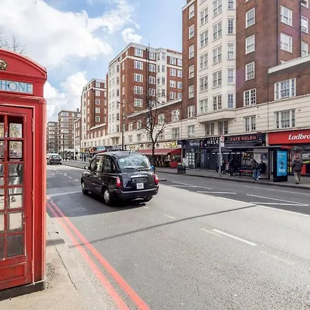 The Hyde Park Corner Apartamento