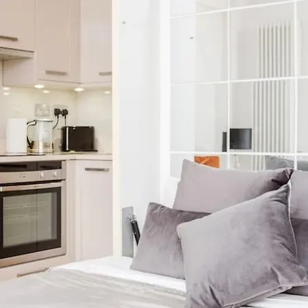 The Hyde Park Corner Apartment London
