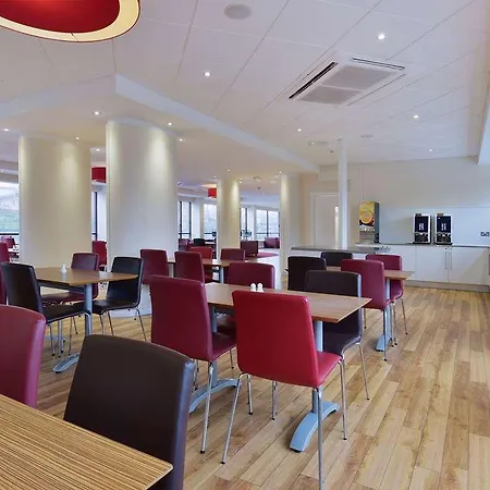 Travelodge Wembley 3* London