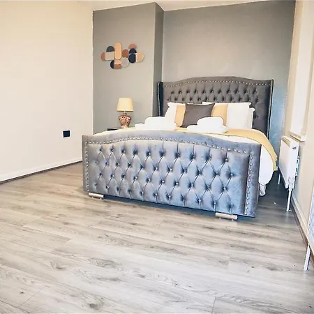 Holiday home 3bed House Free Parking Canary Wharf