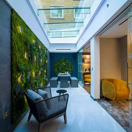 Middle Eight - Covent Garden - Preferred And לונדון