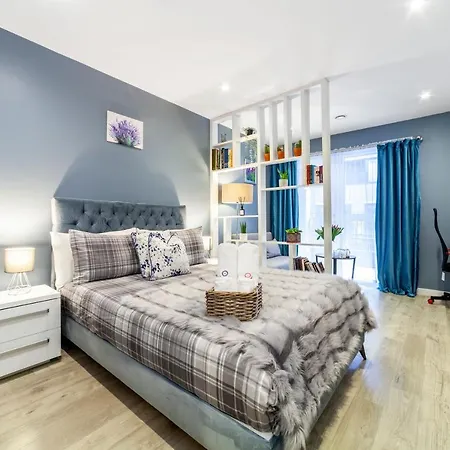 Private Double Bd With Optional Balcony, 15 Mins To Cc * لندن