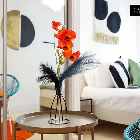 Weekly Or Monthly Stays, London, Canary Wharf - Sleeps 6- 2bedroom, Free Parking, Serviced By Maison Christo