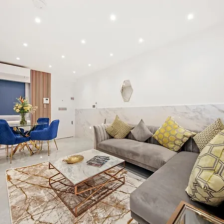 Apartment Bryanston *