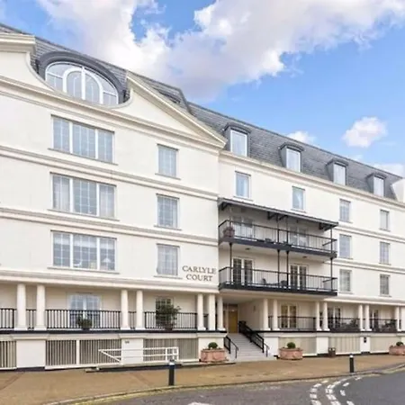 Chelsea Harbour