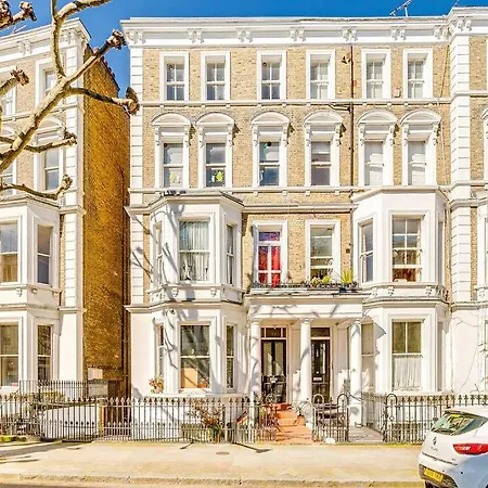 For Explorers - 3 Min Walk To Station Appartement Londres