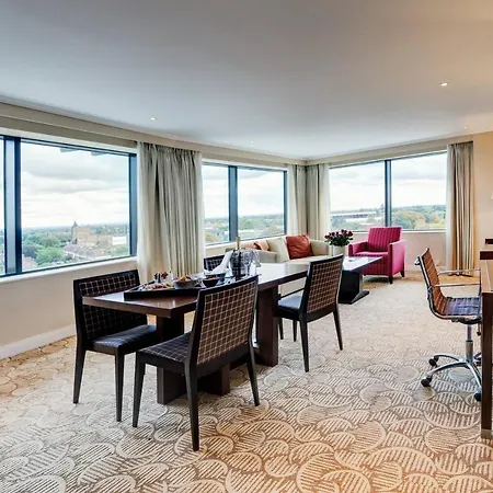 London Stadium Hotel, A Member Of Radisson Individuals 4* Twickenham