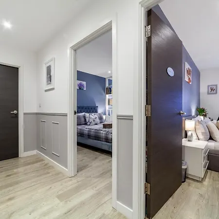 Private Double Bd With Optional Balcony, 15 Mins To Cc منزل للإقامة لندن