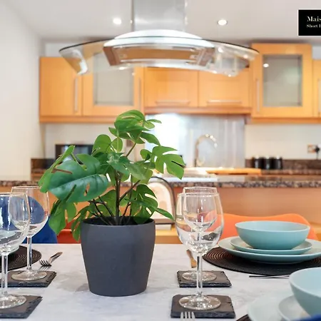 Weekly Or Monthly Stays, London, Canary Wharf - Sleeps 6- 2bedroom, Free Parking, Serviced By Maison Christo Appartamento *