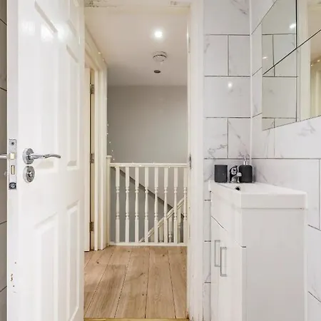 Apartamento Comfystay-london