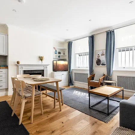 Fabulous Chelsea 2 Bed London