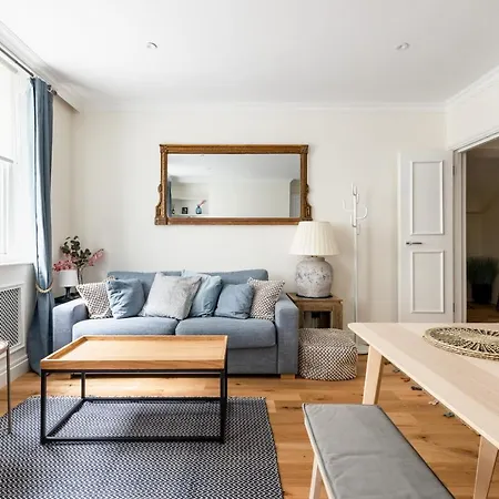Fabulous Chelsea 2 Bed London