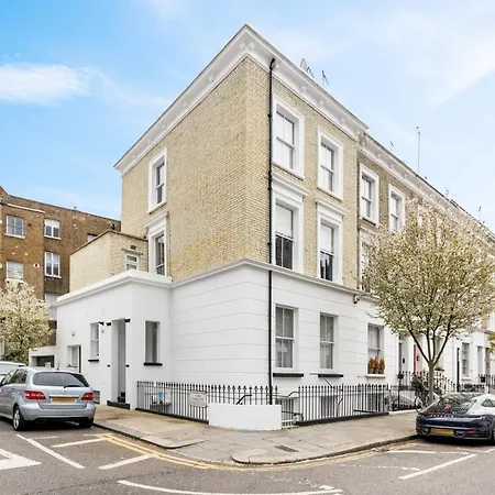 Fabulous Chelsea 2 Bed Apartment