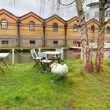 Portobello Dock Canalside Apartamento Londres