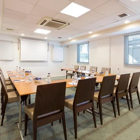 Express Earls Court By Ihg Otel Londra