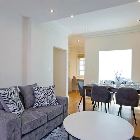 Hyde Park Paddington Spacious London